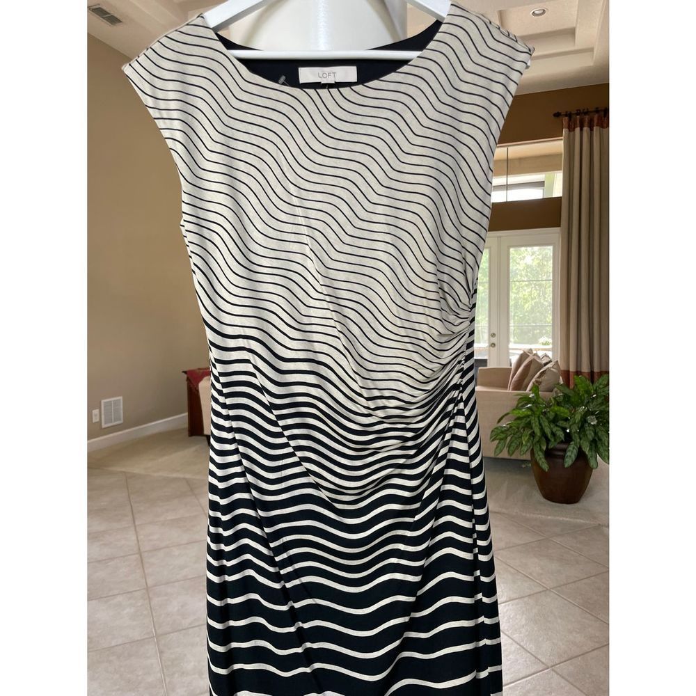 Loft, womens dress, size Small, cream / black